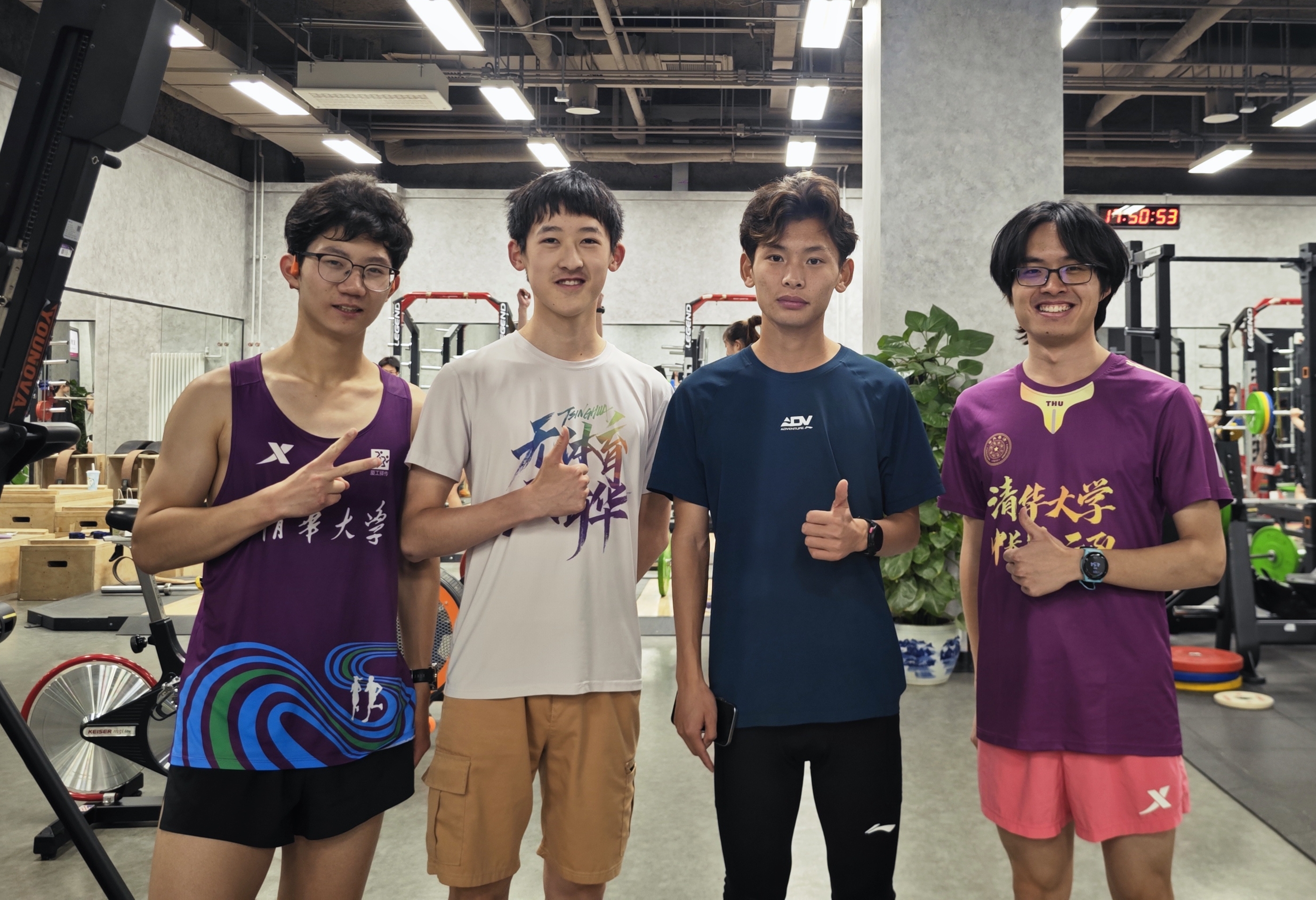 With Wang Wenjie (second from right), China's 10k and half marathon record holder
